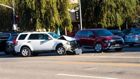 Man Dies in Suspected DUI Collision on Union Avenue [Bakersfield, CA]
